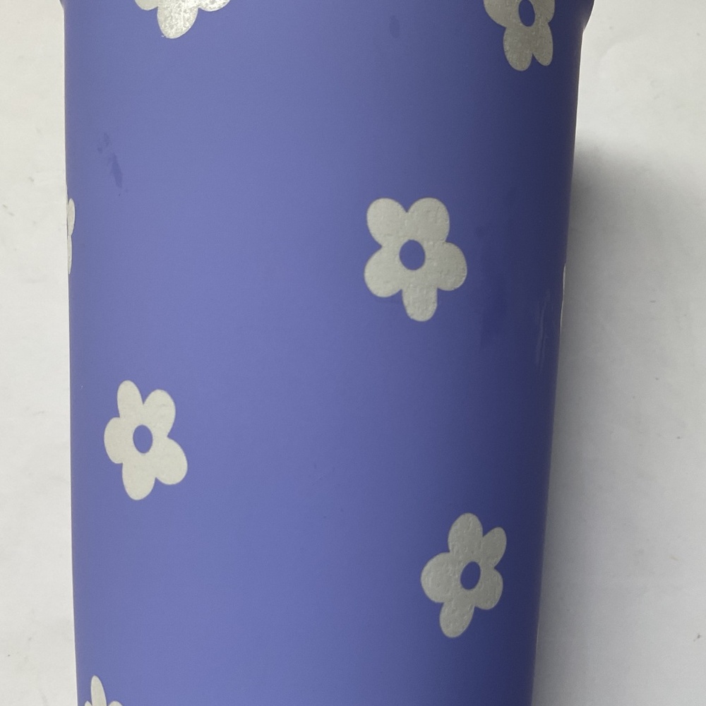 Sunday Morning Floral Travel Mug Purple with White Flowers and Lid Ceramic 16 oz - Picture 3 of 6